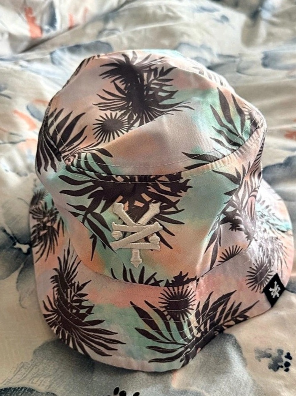 New York Yankees Floral Baseball Cap in Pink & Green Like New